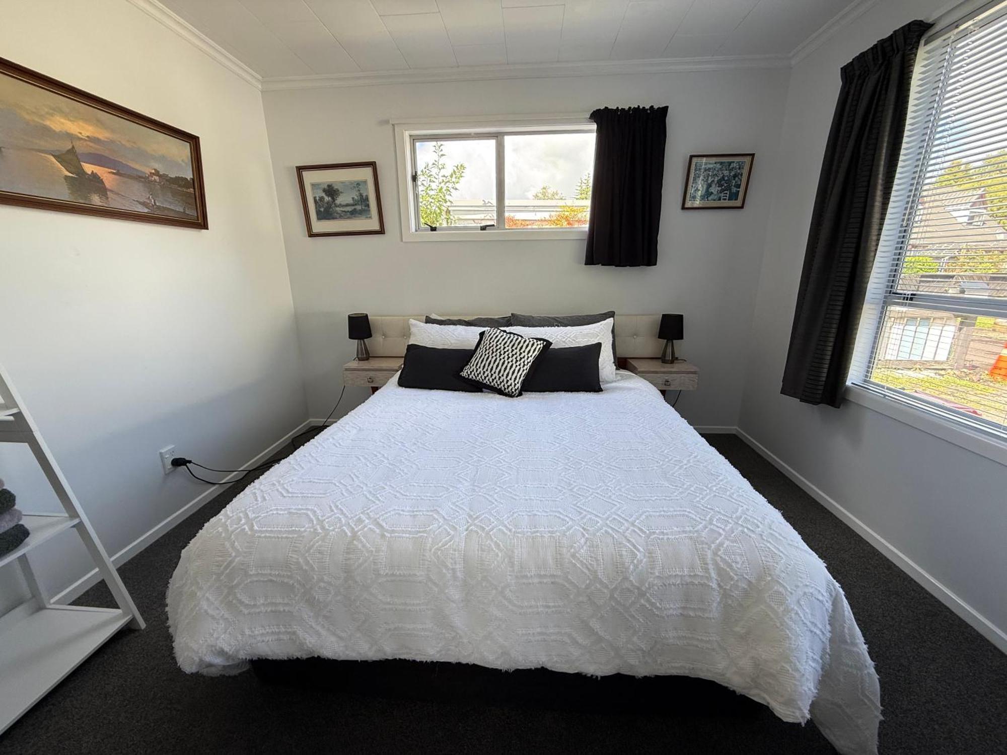Inglewood Shared Home Bnb New Plymouth Bagian luar foto
