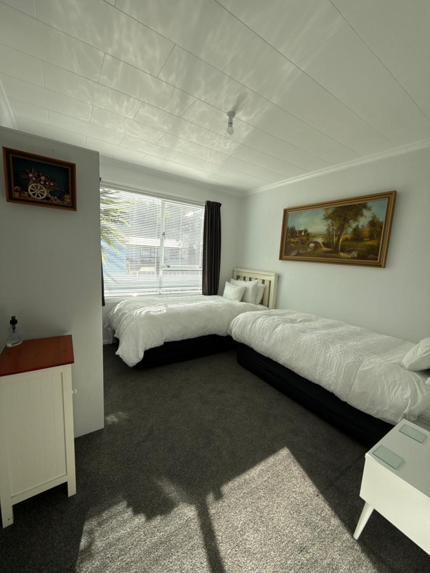 Inglewood Shared Home Bnb New Plymouth Bagian luar foto